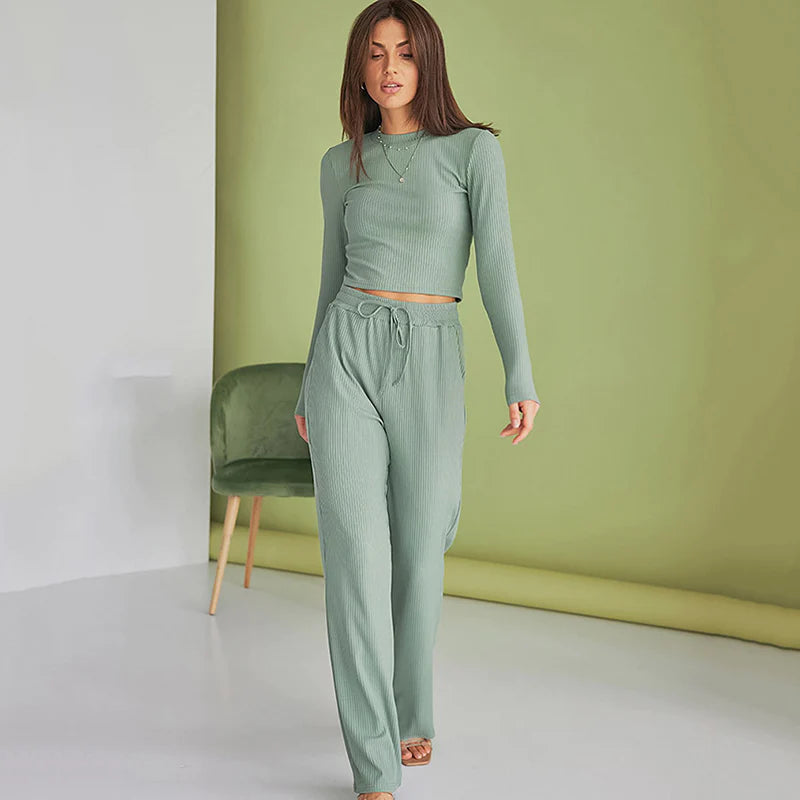 Women's Classic Pyjamas: A Neverending Trend You Should Choose for